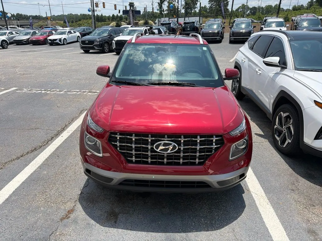 Red 2024 Hyundai Venue SEL for sale in Newnan, GA