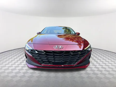 Photos of 2023 Hyundai Elantra Hybrid Limited for sale in Newnan, GA at Southtowne Hyundai of Newnan