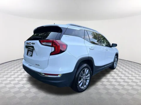 More photos of 2022 GMC Terrain SLT at Southtowne Hyundai of Newnan, GA