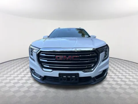 Photos of 2022 GMC Terrain SLT for sale in Newnan, GA at Southtowne Hyundai of Newnan