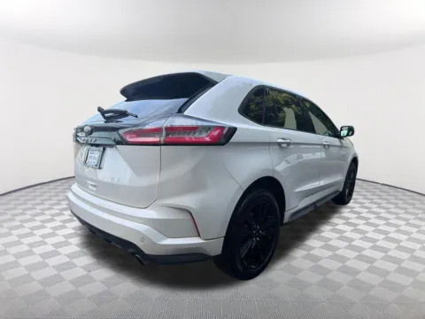 More photos of 2021 Ford Edge ST Line at Southtowne Hyundai of Newnan, GA