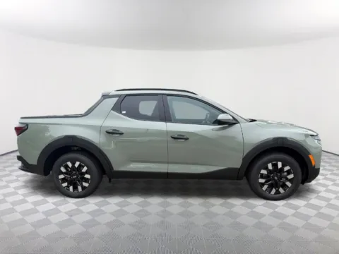 More photos of 2027 Hyundai Santa Cruz SEL at Southtowne Hyundai of Newnan, GA