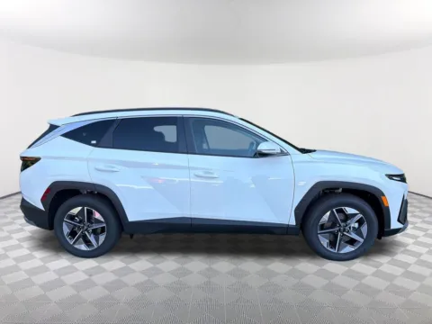 More photos of 2026 Hyundai Tucson SEL Premium at Southtowne Hyundai of Newnan, GA