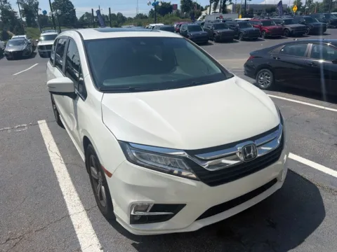 White 2019 Honda Odyssey Touring for sale in Newnan, GA