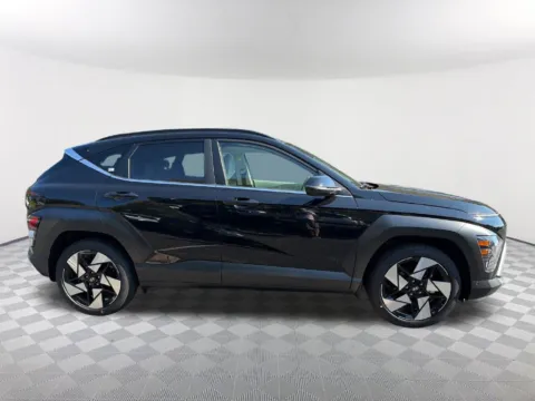 More photos of 2027 Hyundai Kona Limited at Southtowne Hyundai of Newnan, GA