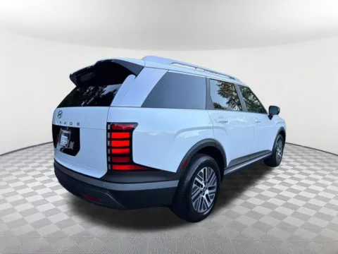 More photos of 2026 Hyundai Palisade Hybrid Blue SEL at Southtowne Hyundai of Newnan, GA