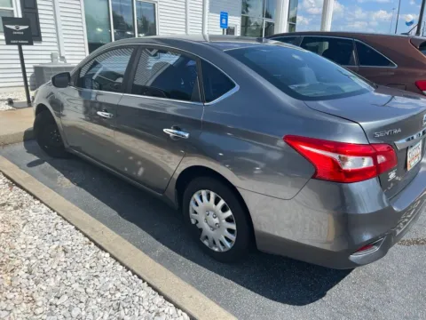 More photos of 2016 Nissan Sentra SV at Southtowne Hyundai of Newnan, GA