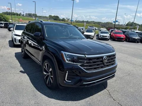 More photos of 2024 Volkswagen Atlas 2.0T SEL Premium R-Line at Southtowne Hyundai of Newnan, GA