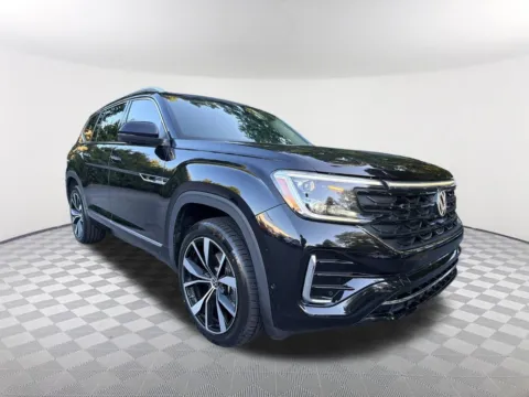 Another view of 2024 Volkswagen Atlas 2.0T SEL Premium R-Line for sale in Newnan, GA at Southtowne Hyundai of Newnan