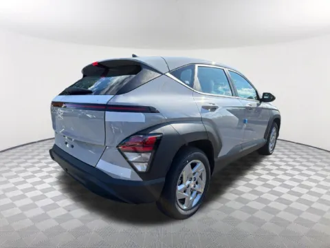 More photos of 2027 Hyundai Kona SE at Southtowne Hyundai of Newnan, GA