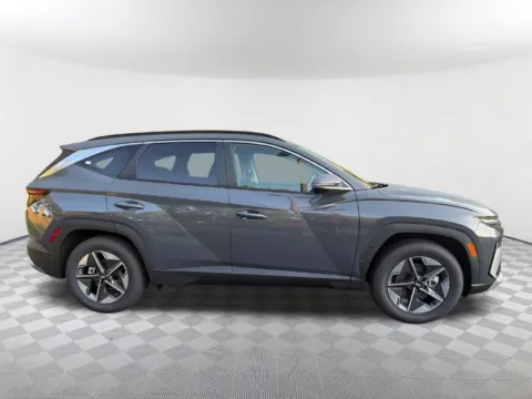 More photos of 2026 Hyundai Tucson SEL Premium at Southtowne Hyundai of Newnan, GA