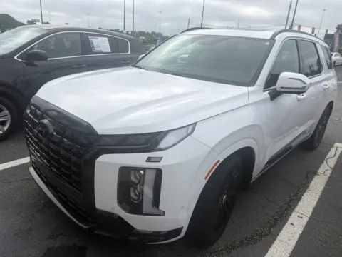 Photos of 2025 Hyundai Palisade Calligraphy Night Edition for sale in Newnan, GA at Southtowne Hyundai of Newnan