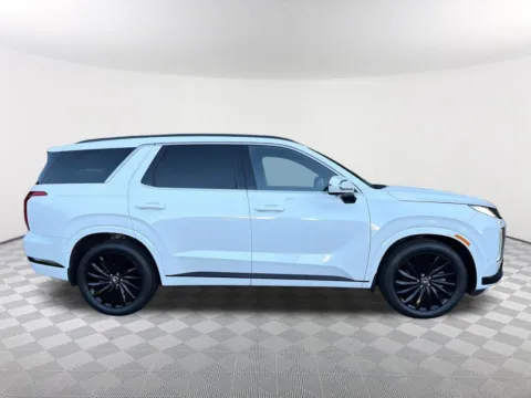 More photos of 2025 Hyundai Palisade Calligraphy Night Edition at Southtowne Hyundai of Newnan, GA