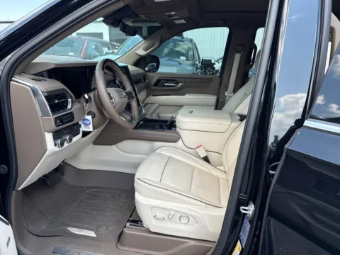 More photos of 2025 GMC Yukon Denali at Southtowne Hyundai of Newnan, GA