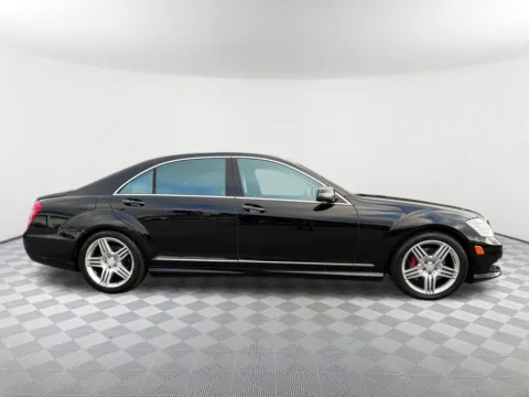 More photos of 2013 Mercedes-Benz S-Class S 550 at Southtowne Hyundai of Newnan, GA