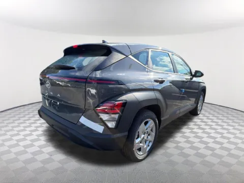 More photos of 2027 Hyundai Kona SE at Southtowne Hyundai of Newnan, GA