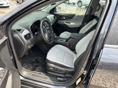 More photos of 2022 Chevrolet Equinox LT at Southtowne Hyundai of Newnan, GA