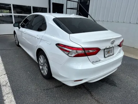 More photos of 2020 Toyota Camry LE at Southtowne Hyundai of Newnan, GA