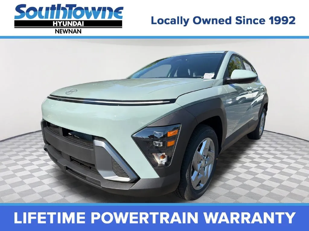 Green 2027 Hyundai Kona SE for sale in Newnan, GA