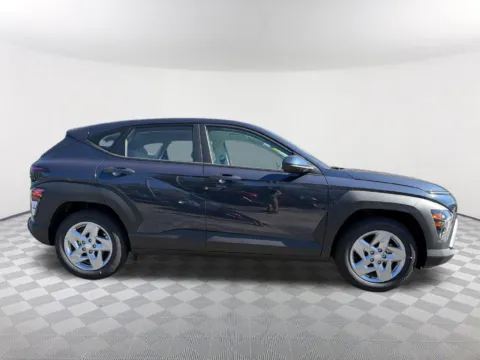 More photos of 2027 Hyundai Kona SE at Southtowne Hyundai of Newnan, GA