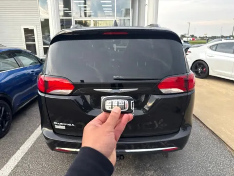 More photos of 2017 Chrysler Pacifica Touring L Plus at Southtowne Hyundai of Newnan, GA