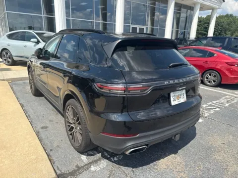 More photos of 2020 Porsche Cayenne at Southtowne Hyundai of Newnan, GA