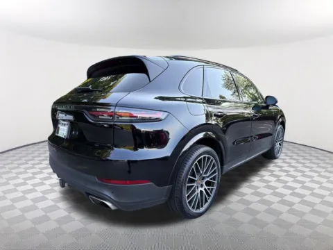 More photos of 2020 Porsche Cayenne at Southtowne Hyundai of Newnan, GA