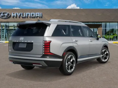 More photos of 2027 Hyundai Palisade Hybrid Limited at Southtowne Hyundai of Newnan, GA