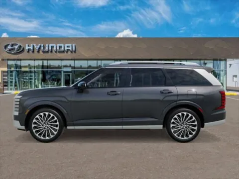 More photos of 2027 Hyundai Palisade SEL at Southtowne Hyundai of Newnan, GA