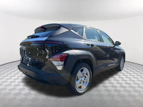More photos of 2027 Hyundai Kona SE at Southtowne Hyundai of Newnan, GA