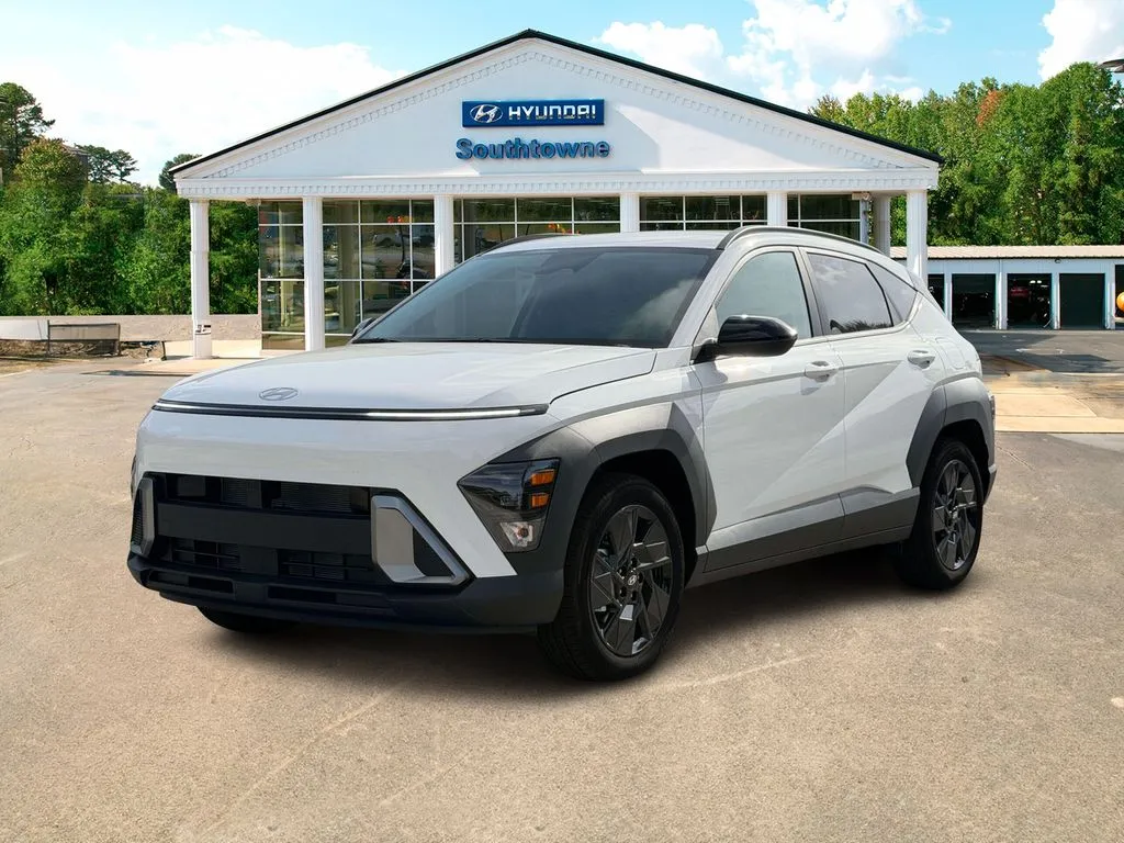 White 2027 Hyundai Kona SEL Sport for sale in Newnan, GA
