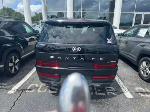 More photos of 2025 Hyundai Santa Fe Hybrid SEL at Southtowne Hyundai of Newnan, GA