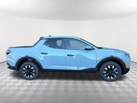 More photos of 2027 Hyundai Santa Cruz SE at Southtowne Hyundai of Newnan, GA