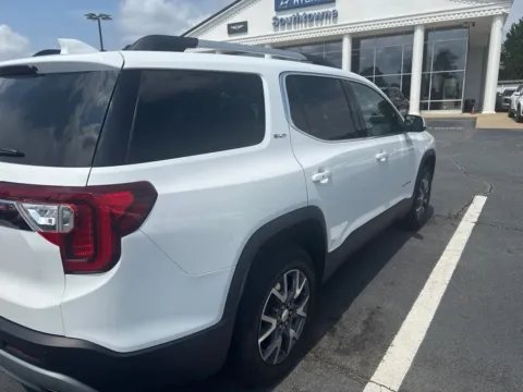 More photos of 2023 GMC Acadia SLT at Southtowne Hyundai of Newnan, GA
