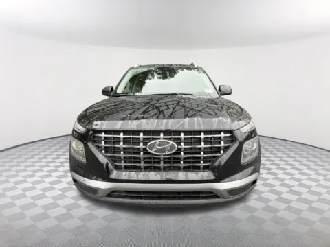 Photos of 2022 Hyundai Venue SEL for sale in Newnan, GA at Southtowne Hyundai of Newnan
