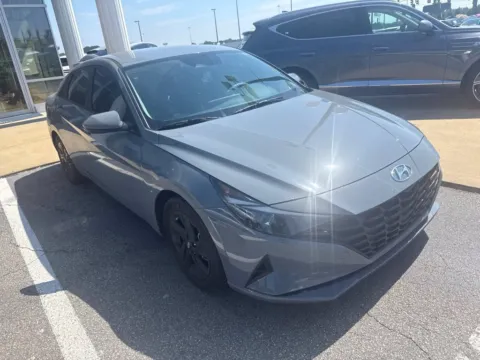 More photos of 2023 Hyundai Elantra SEL at Southtowne Hyundai of Newnan, GA