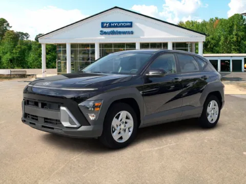 Photos of 2027 Hyundai Kona SE for sale in Newnan, GA at Southtowne Hyundai of Newnan