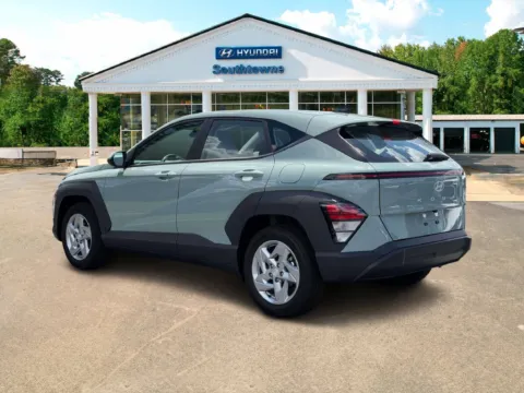 More photos of 2027 Hyundai Kona SE at Southtowne Hyundai of Newnan, GA
