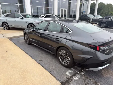 Another view of 2024 Hyundai Sonata Hybrid SEL for sale in Newnan, GA at Southtowne Hyundai of Newnan