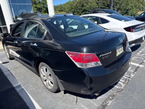 More photos of 2010 Honda Accord EX-L at Southtowne Hyundai of Newnan, GA