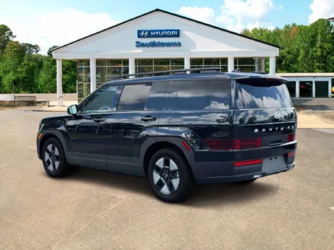 More photos of 2027 Hyundai Santa Fe Hybrid SEL at Southtowne Hyundai of Newnan, GA