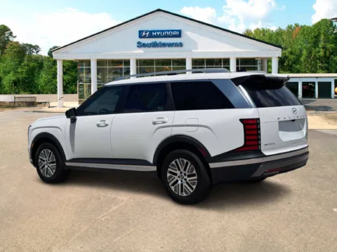 More photos of 2027 Hyundai Palisade Hybrid Blue SEL at Southtowne Hyundai of Newnan, GA