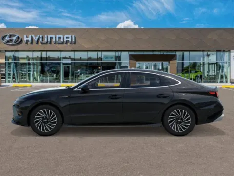 Another view of 2027 Hyundai Sonata Hybrid SEL for sale in Newnan, GA at Southtowne Hyundai of Newnan