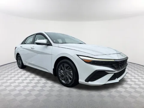 Another view of 2024 Hyundai Elantra SEL for sale in Newnan, GA at Southtowne Hyundai of Newnan