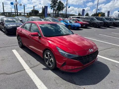More photos of 2023 Hyundai Elantra SEL at Southtowne Hyundai of Newnan, GA