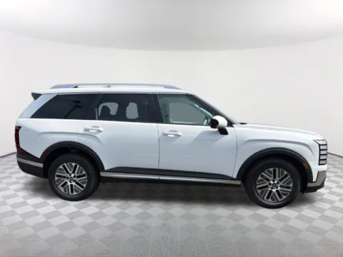 More photos of 2027 Hyundai Palisade Hybrid SEL Premium at Southtowne Hyundai of Newnan, GA