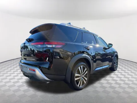 More photos of 2025 Nissan Pathfinder Platinum at Southtowne Hyundai of Newnan, GA
