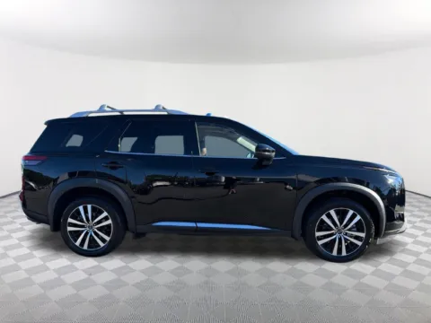 More photos of 2025 Nissan Pathfinder Platinum at Southtowne Hyundai of Newnan, GA