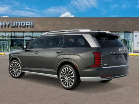 More photos of 2027 Hyundai Palisade Hybrid at Southtowne Hyundai of Newnan, GA
