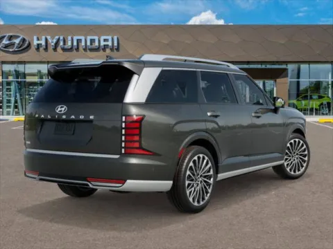 More photos of 2027 Hyundai Palisade Hybrid at Southtowne Hyundai of Newnan, GA